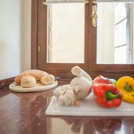 Daire Ca' San Marco, Literally 20 Meters From San Marco Square! Venedik