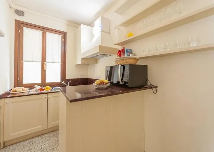 アパート Ca' San Marco, Literally 20 Meters From San Marco Square! *