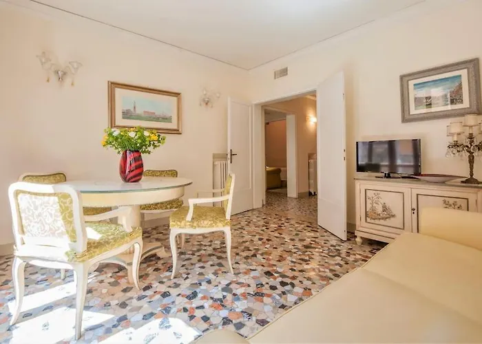 Ca' San Marco, Literally 20 Meters From San Marco Square! アパート ヴェネツィア