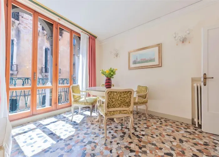 公寓 Ca' San Marco, Literally 20 Meters From San Marco Square!